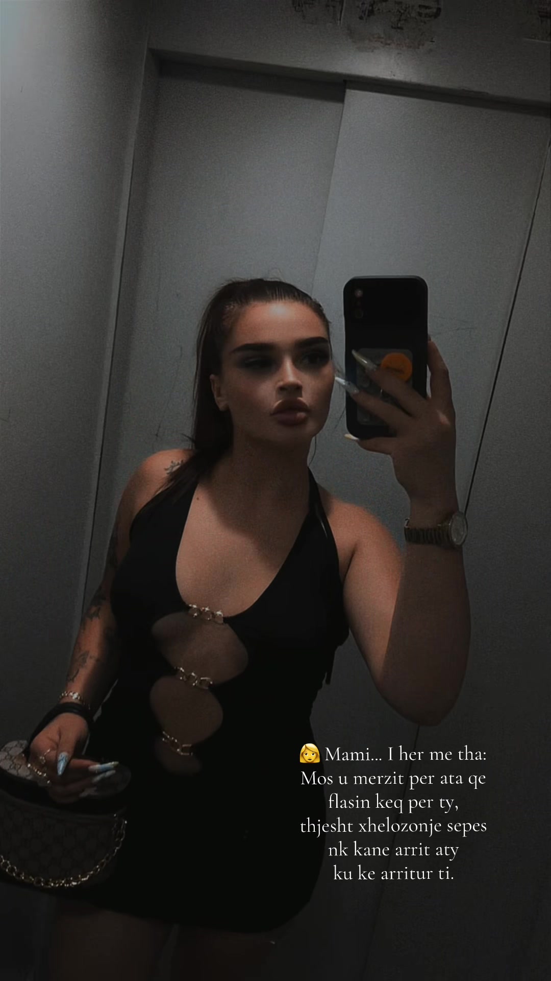 @🖤