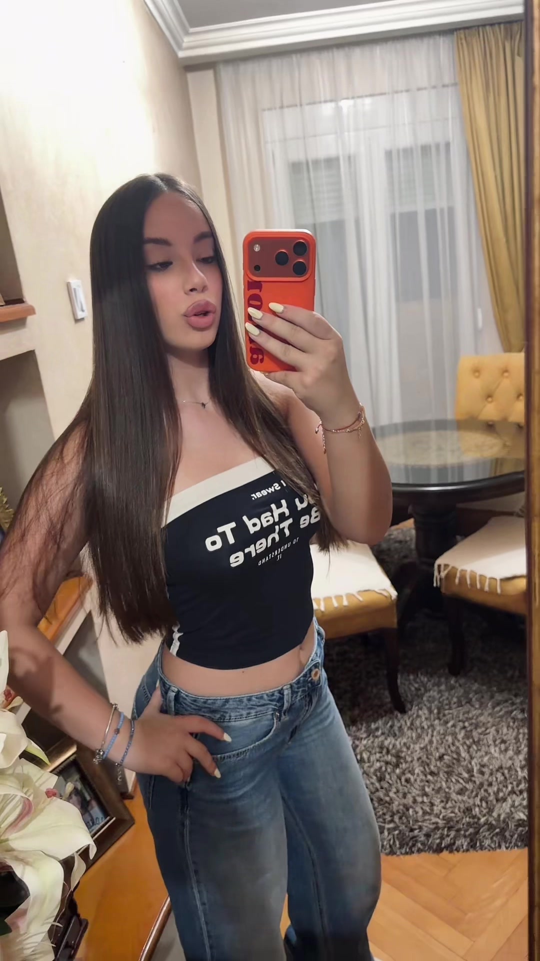 @niiiksyyy_