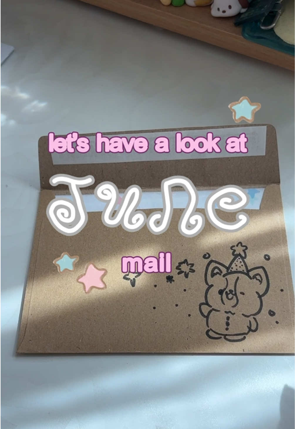 @corgiyolk | mail club ☆
