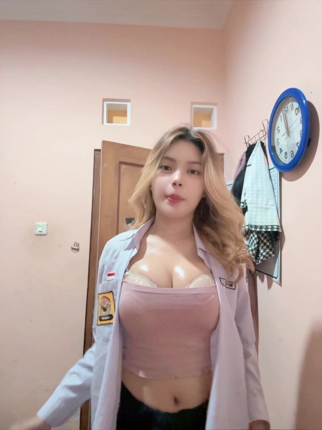 @user85437746199