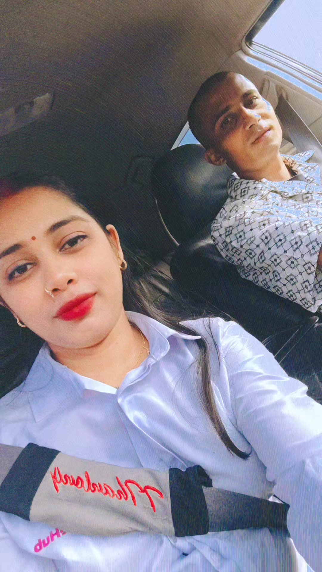 @Nitika Nand ❤️Narayan💖