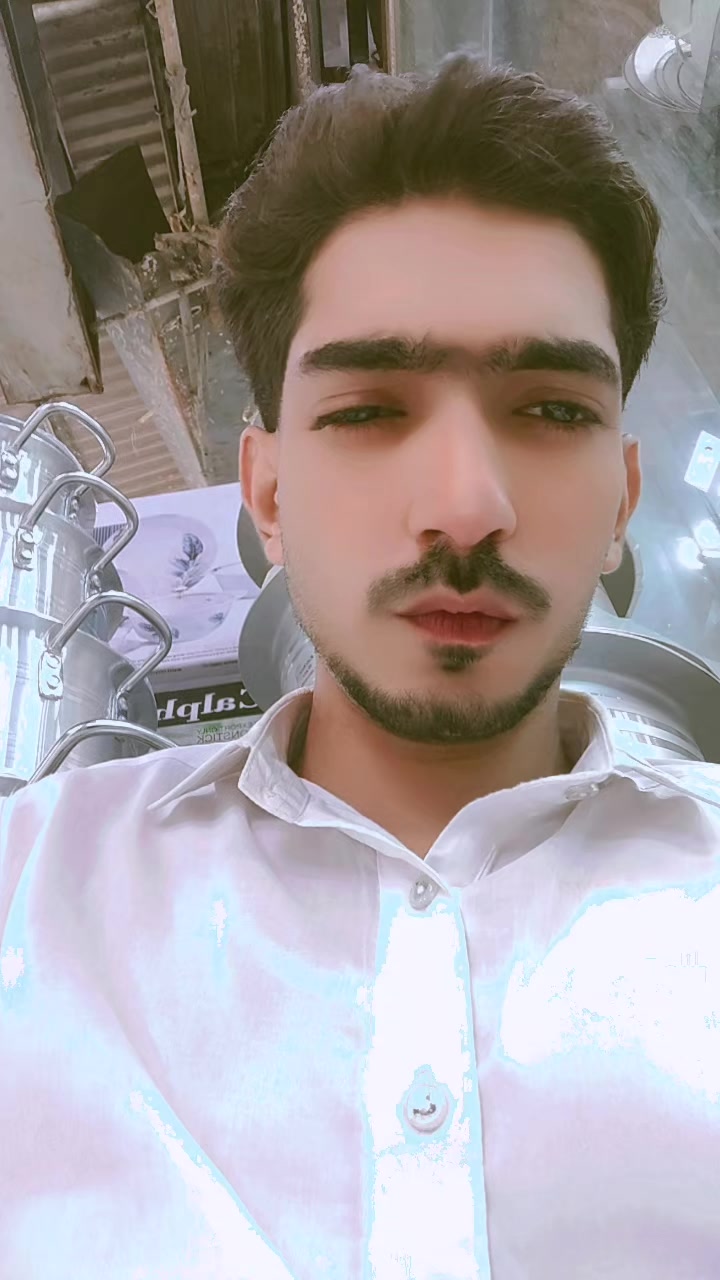 @علی بٹ 🦁
