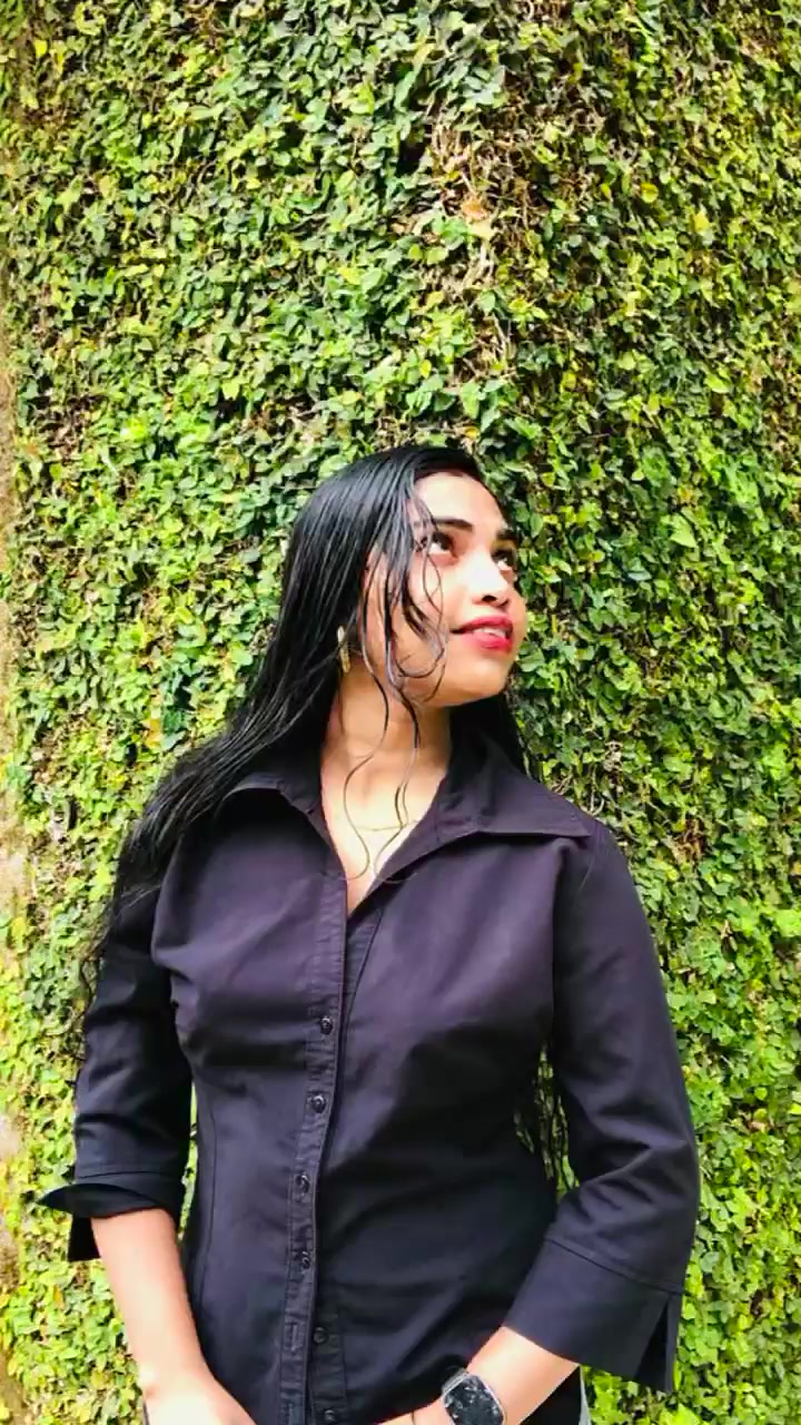@Divya😻Crazy Girl💫