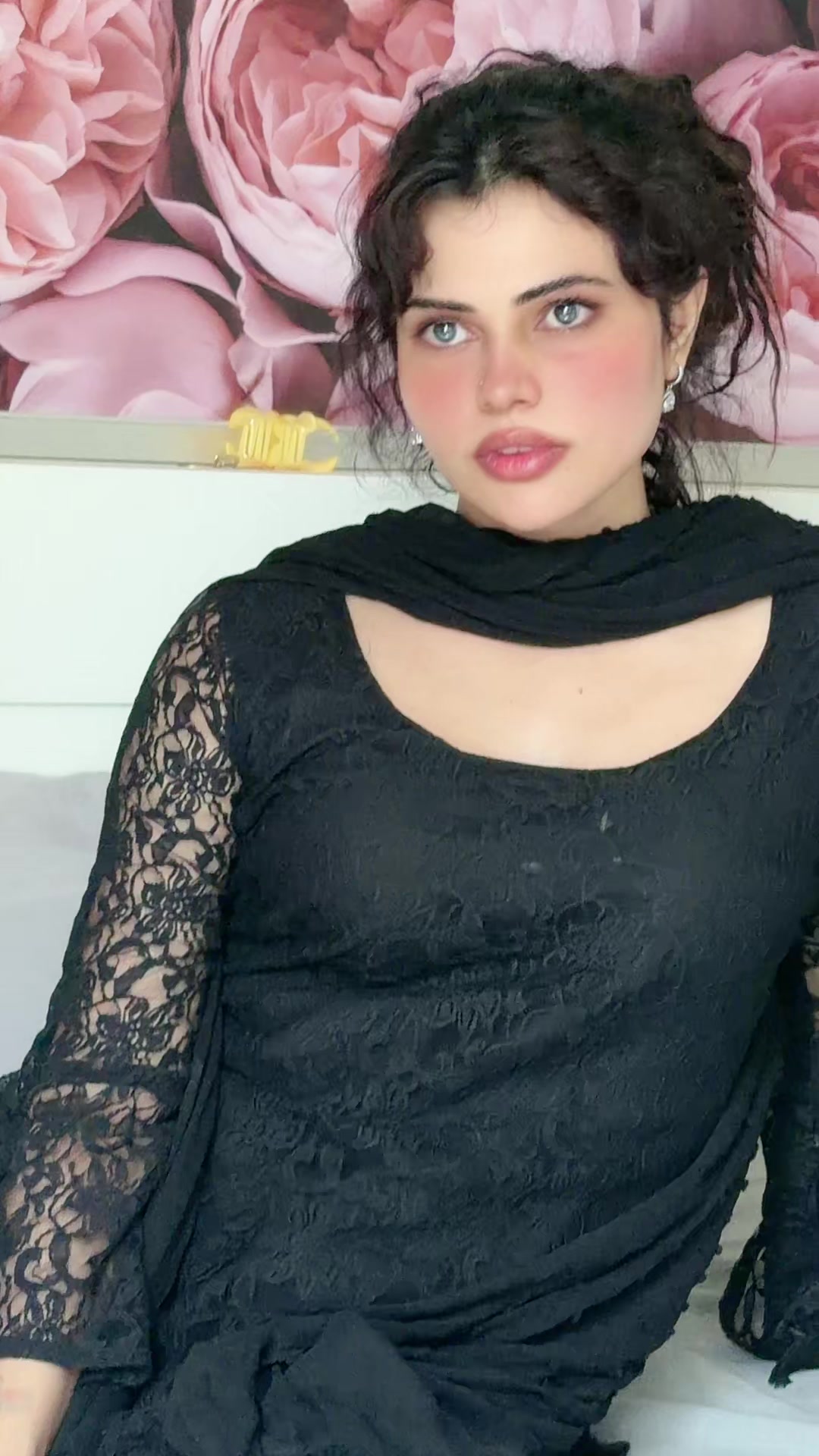 @AMO💎