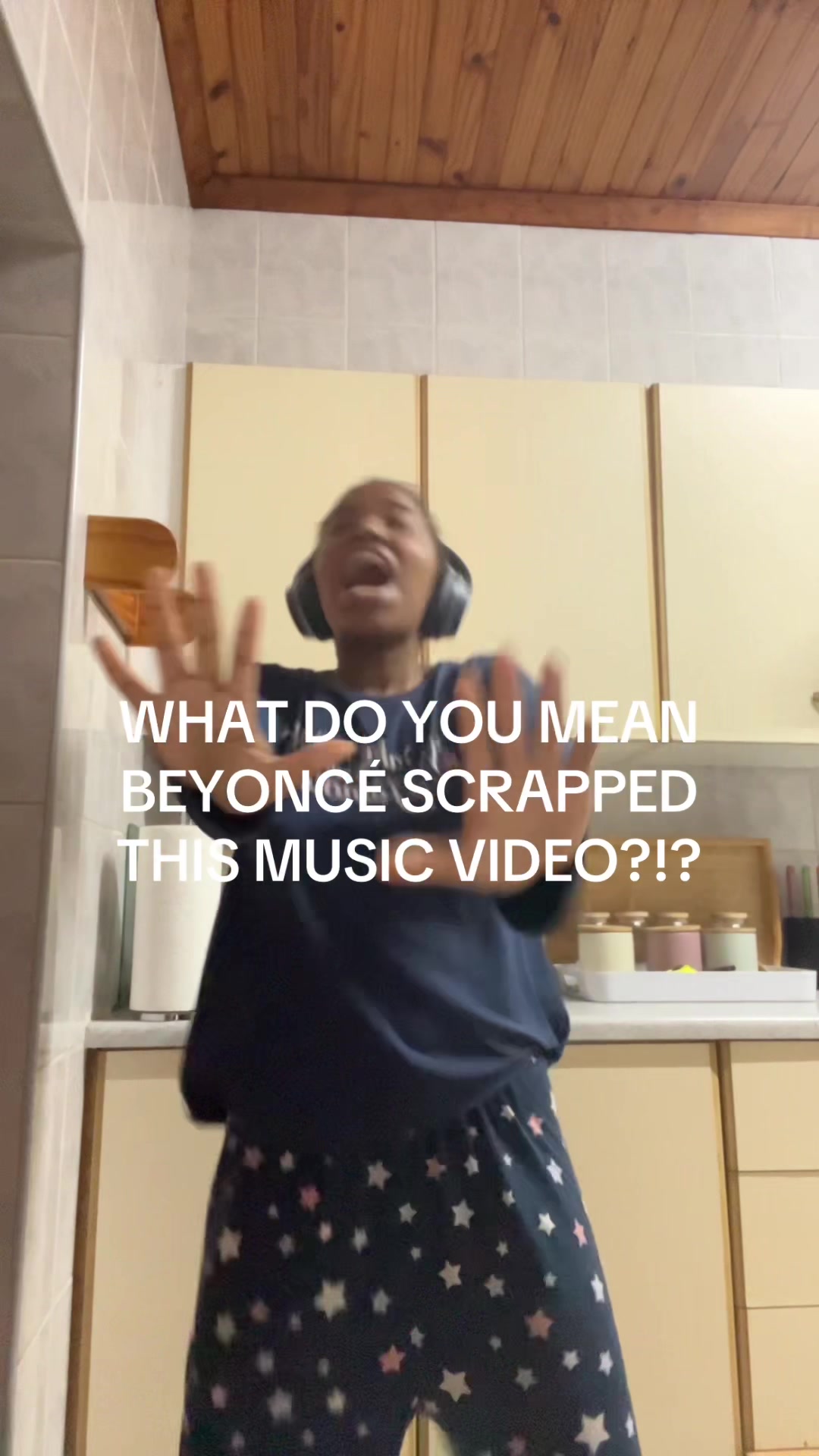 @am 𐚁