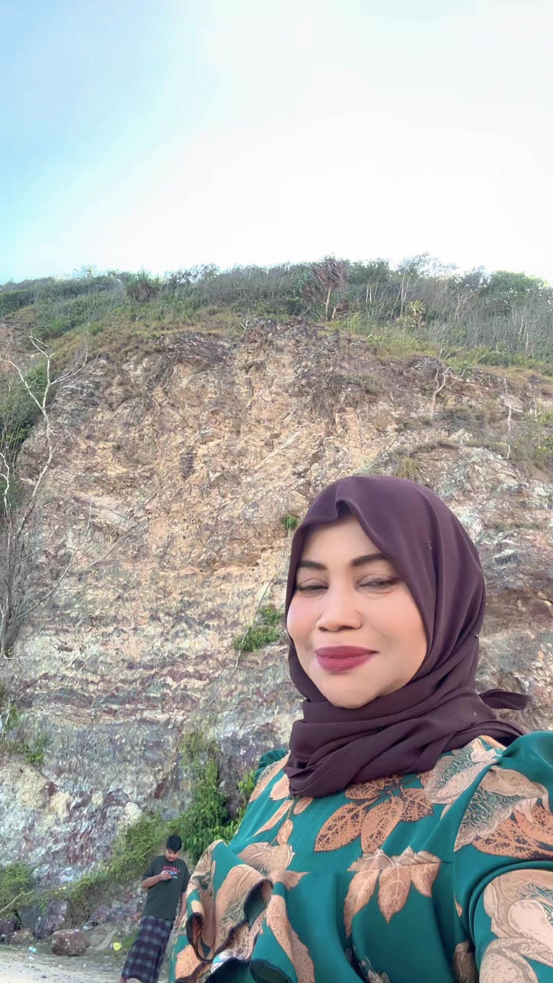 @Anggerik Rohana🦋
