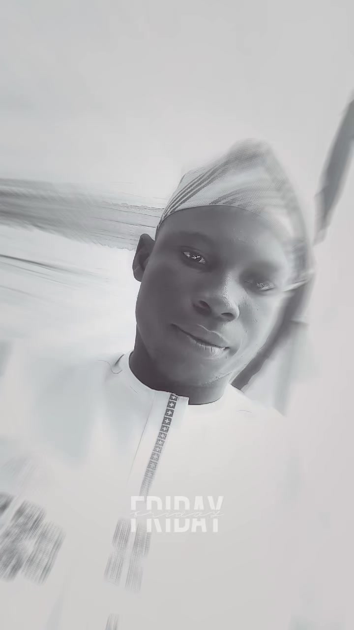 @ǦƐÑŦĹƐ ƁØŸ 💙💙💙