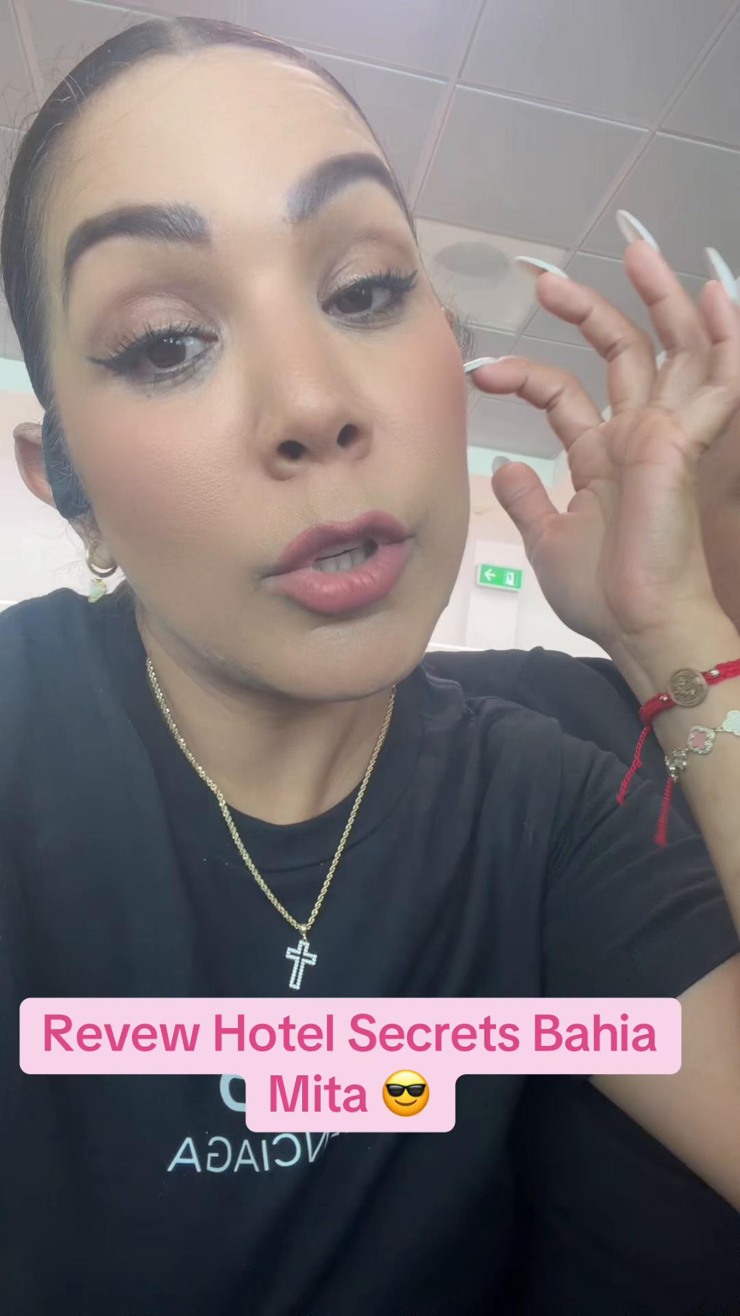 @L.N Ana&ensp;Lau