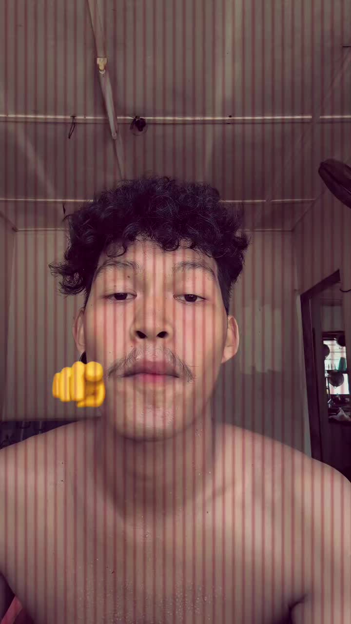 @Yus