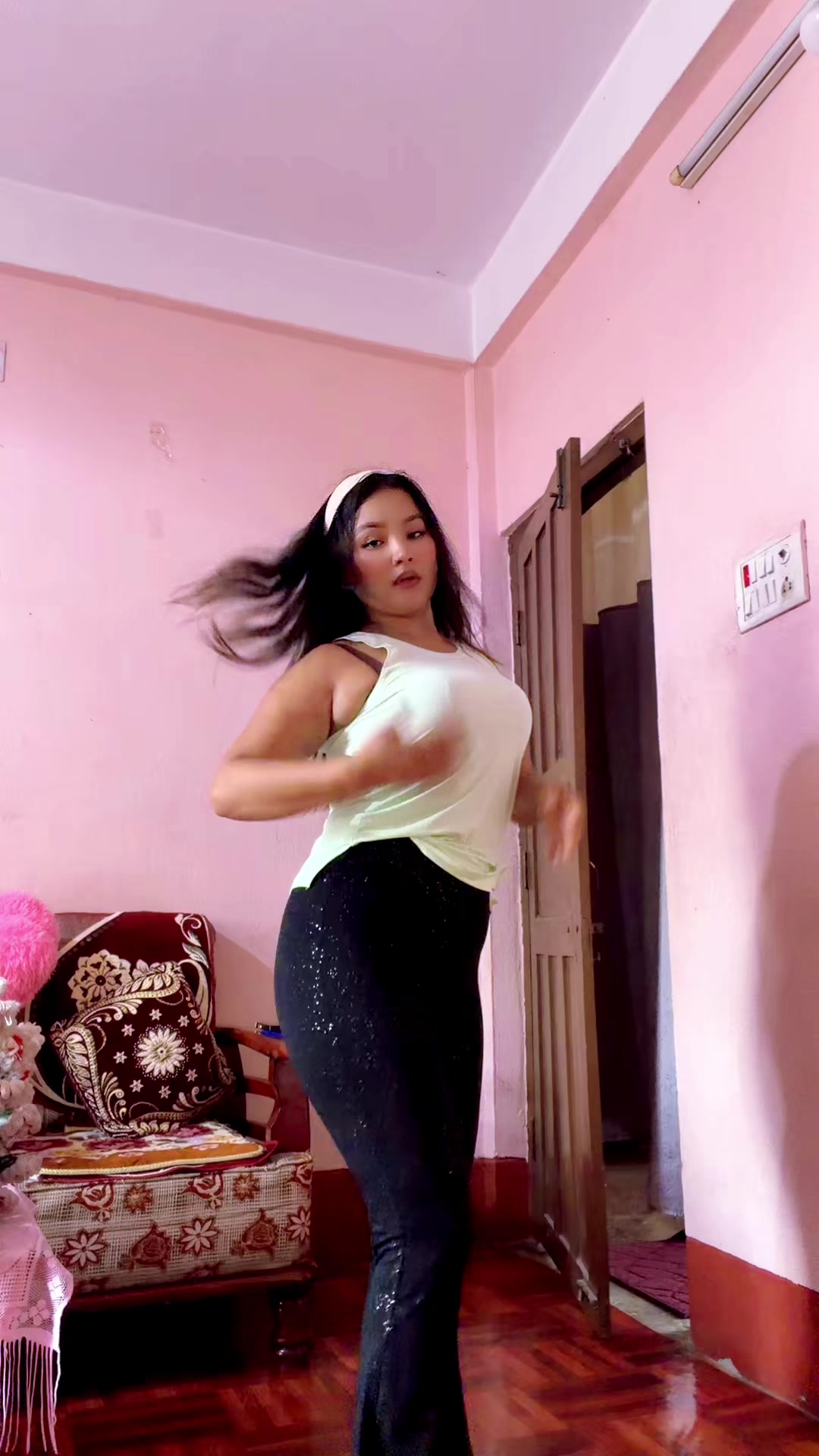 @saru lama