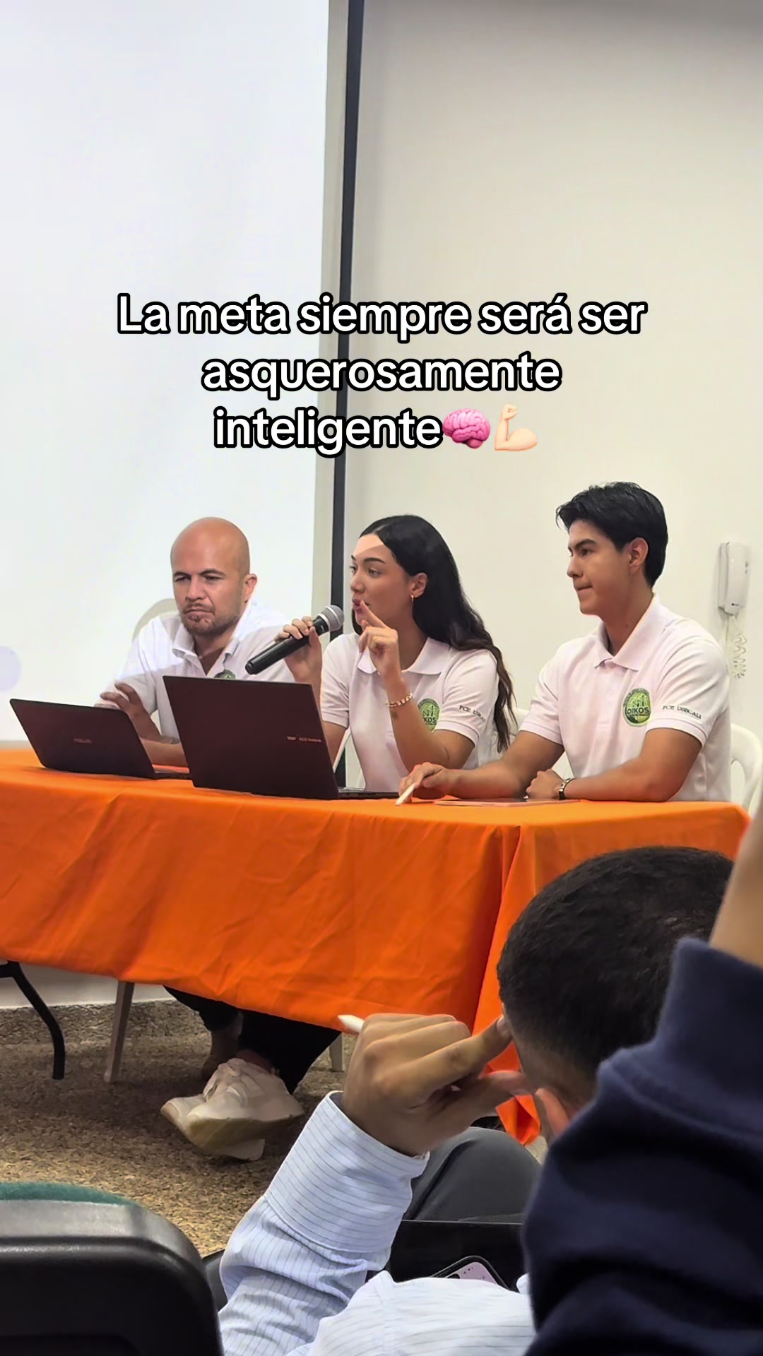 @Ana Sofia