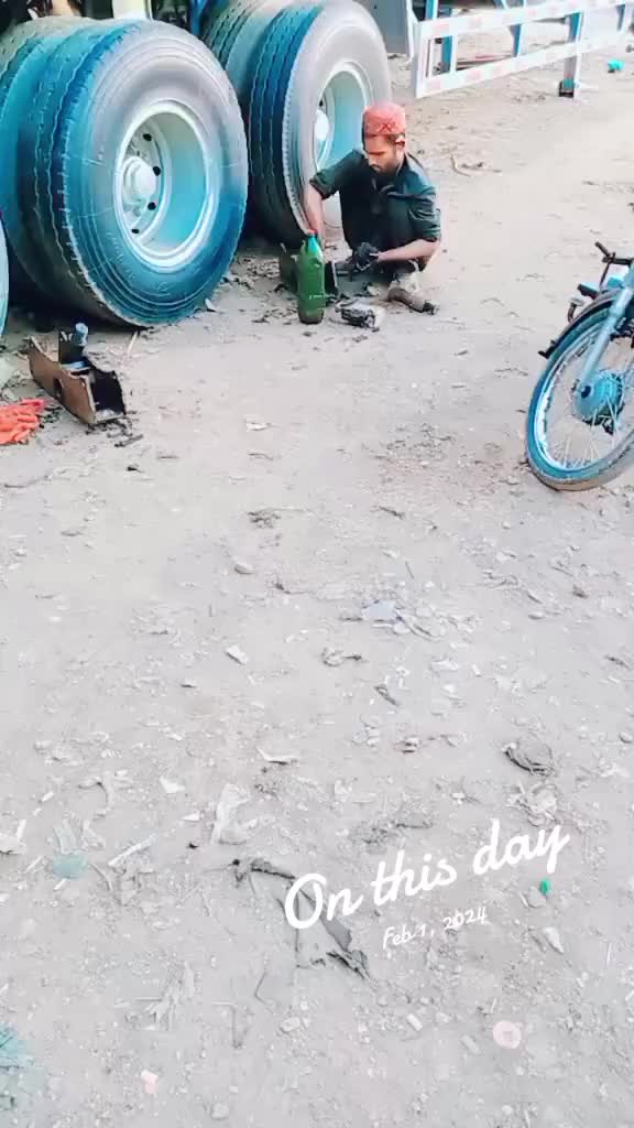 @رئیس جان