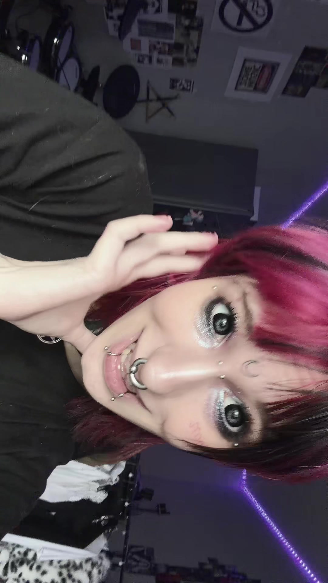 @meowmeow