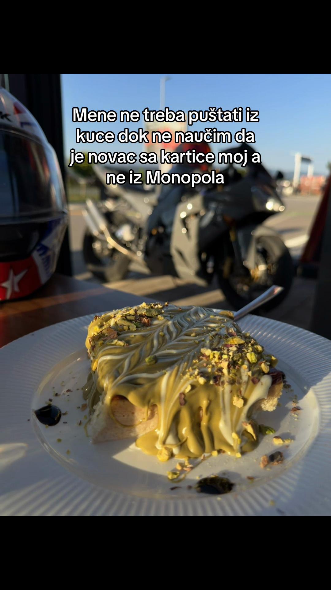 @Baticaa