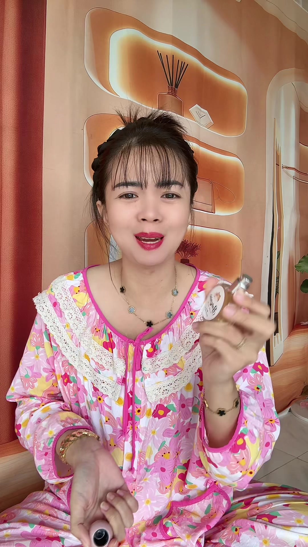 @Em Cẩm Nè