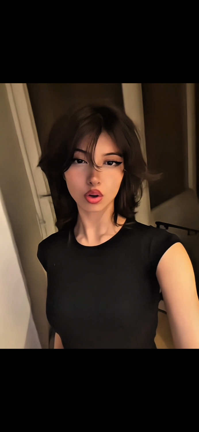 @👻𝐄𝐃𝐈𝐓𝐎𝐑👻