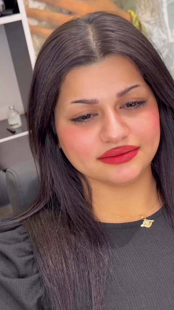 @الماكيره ساره حيدر