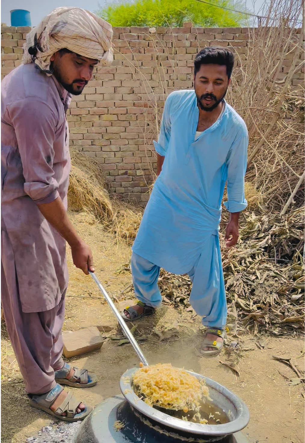 @،،♨️کنیرا🇵🇰سائیں♨️ ،،