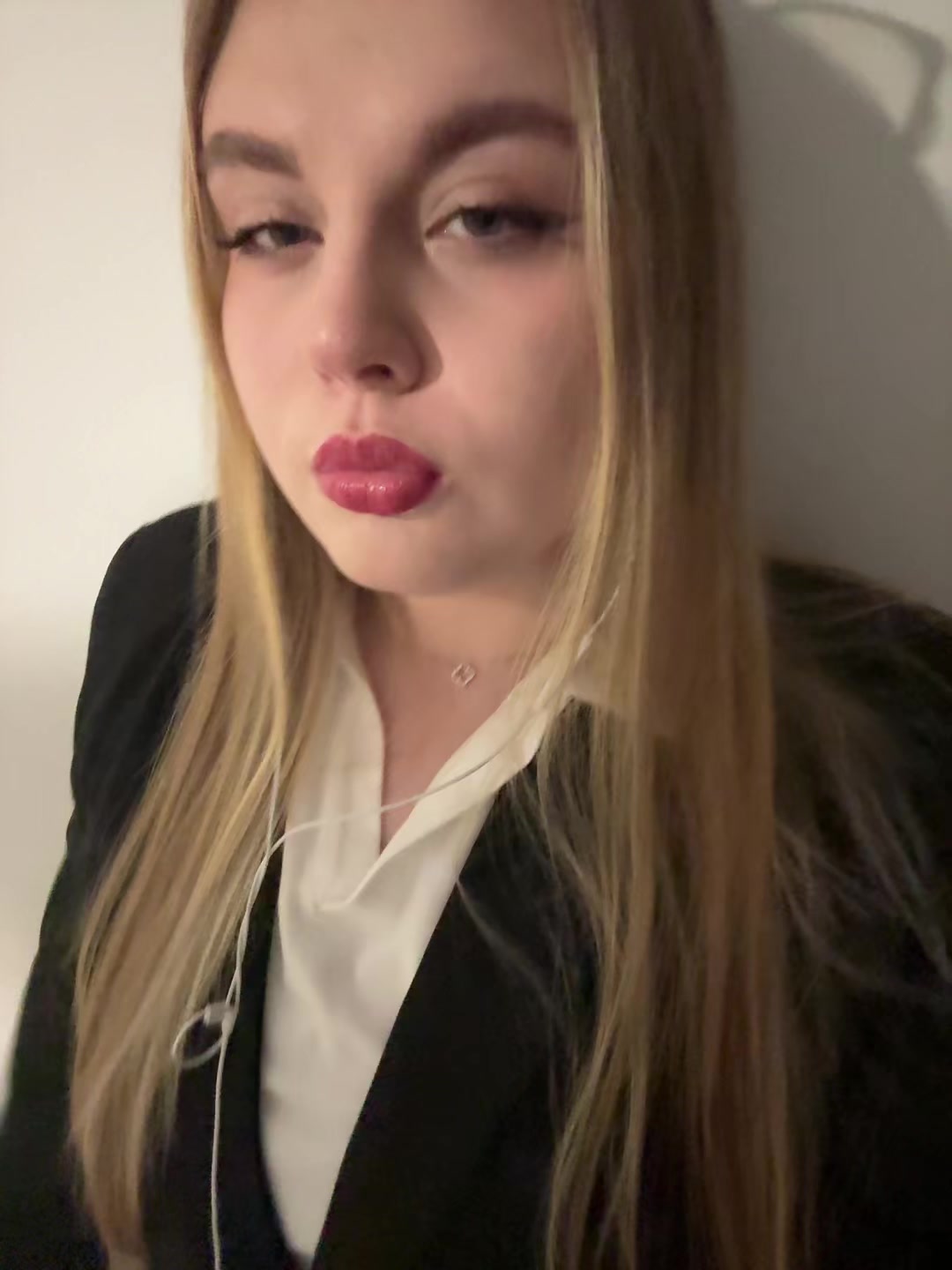 @yanixxxxx
