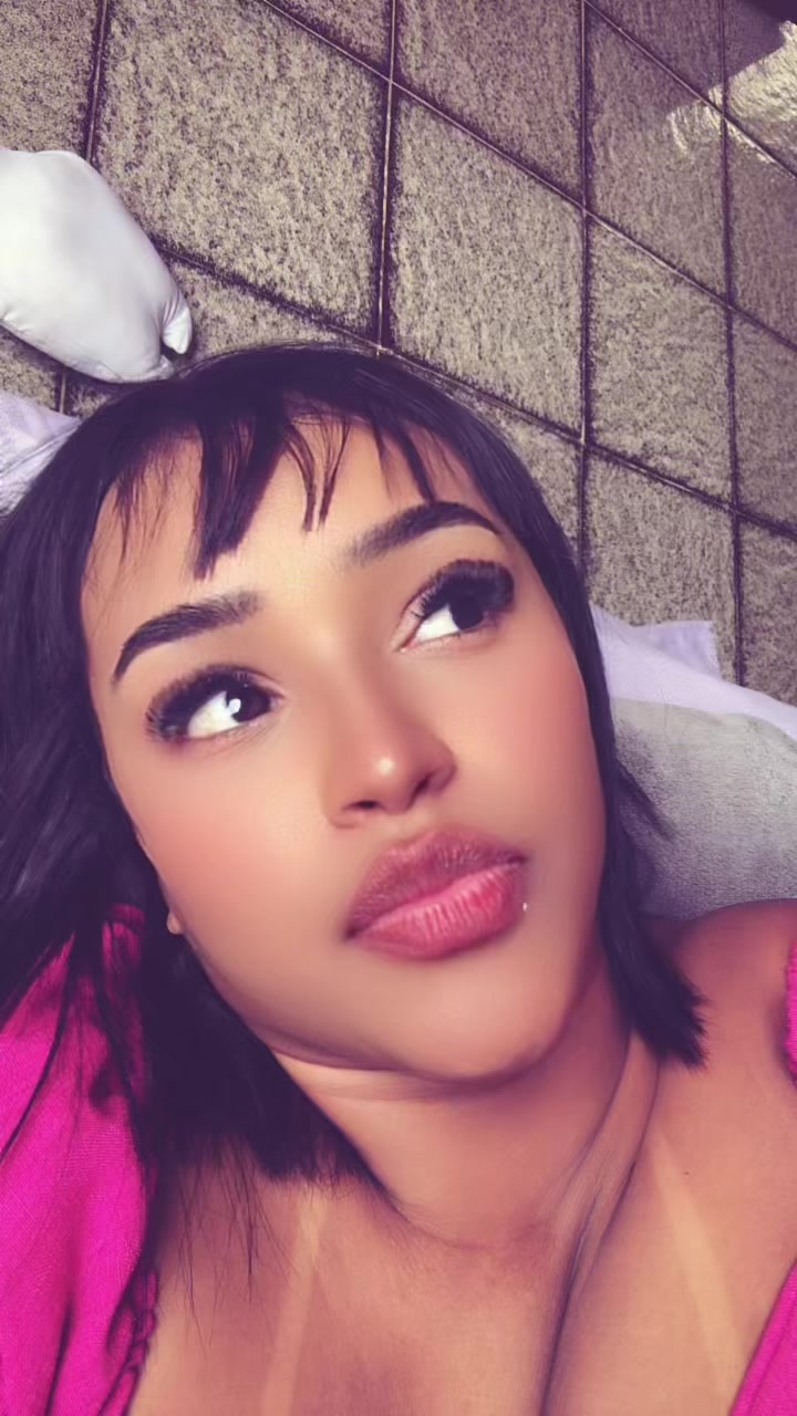 @&Iacute;ndia roceira🖤