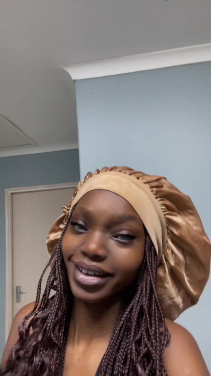 @Melanin Jay ᥫ᭡