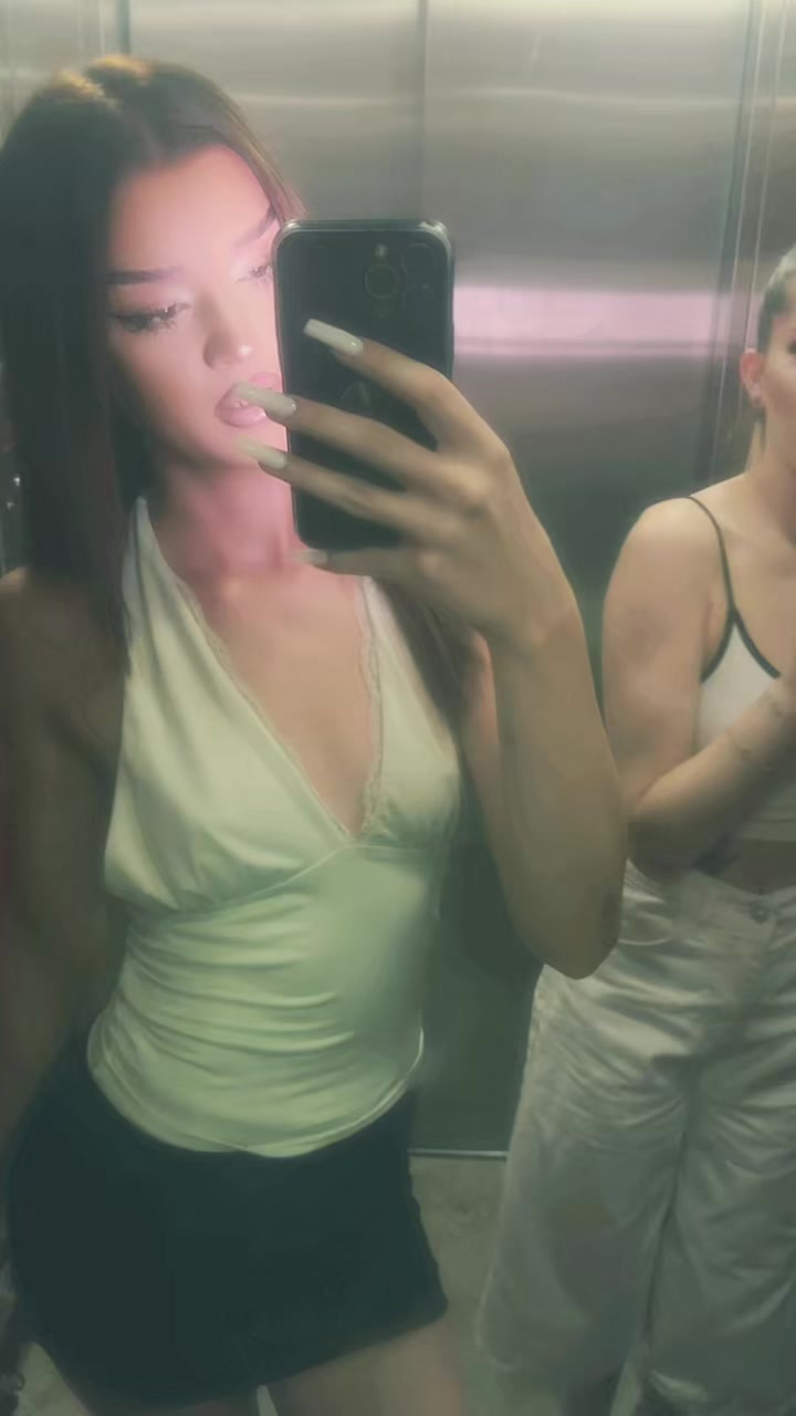 @elsa🦋