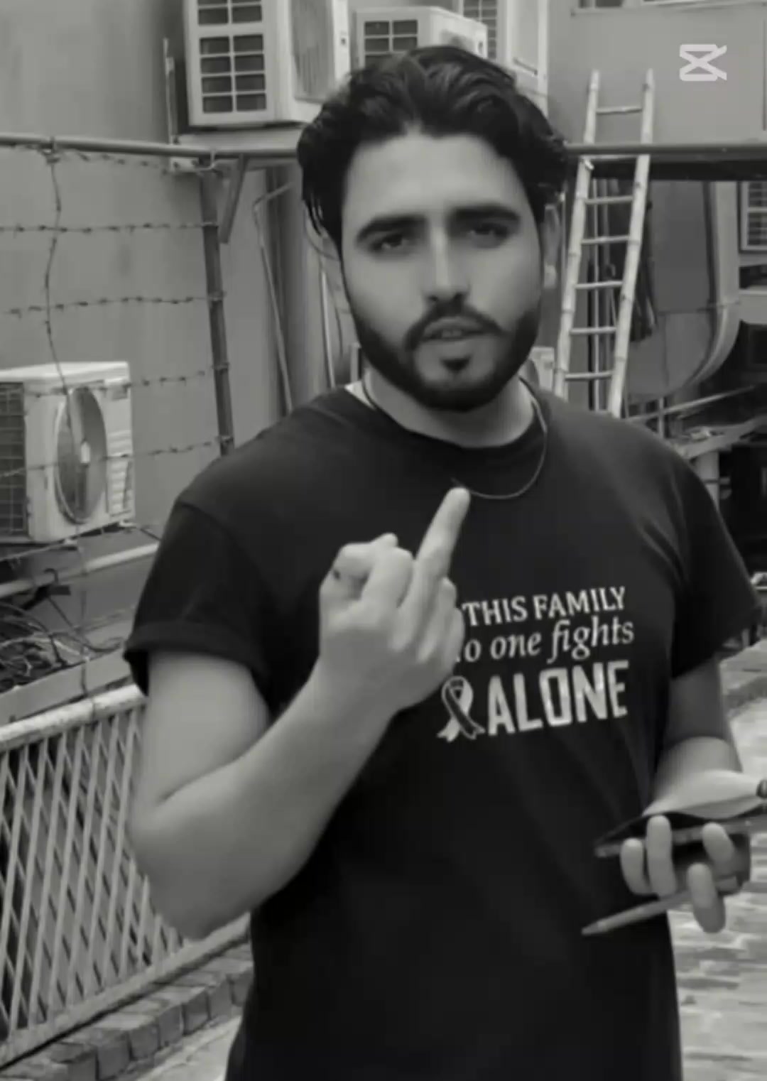 @ꨄ 𝐊𝐨𝐤𝐨احتشام𝐮𝐥𝐡𝐚𝐪 ꨄ