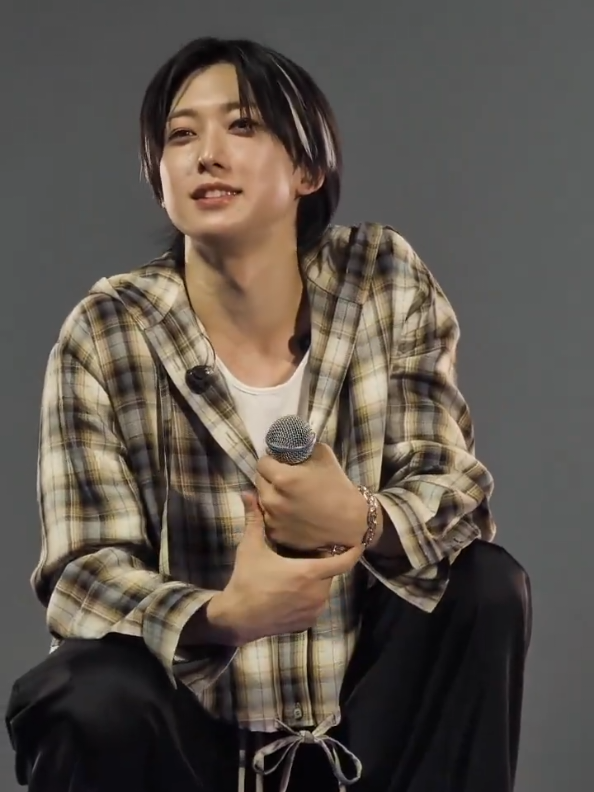 @Kyozoramoea๐๐ฎ๐๐๐บ๐