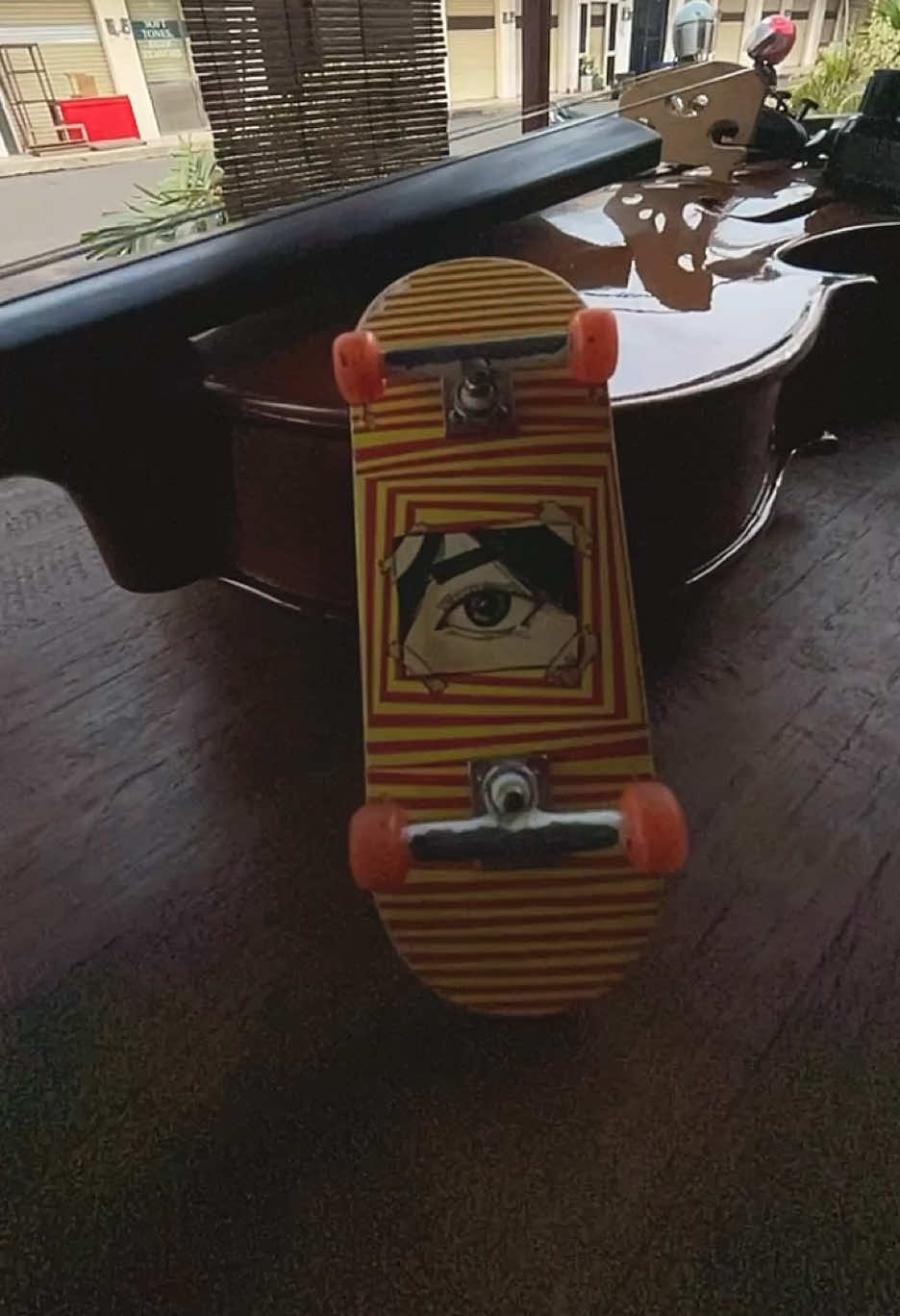 @N!