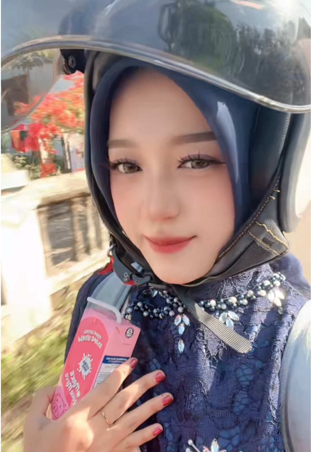 @nisnis18250