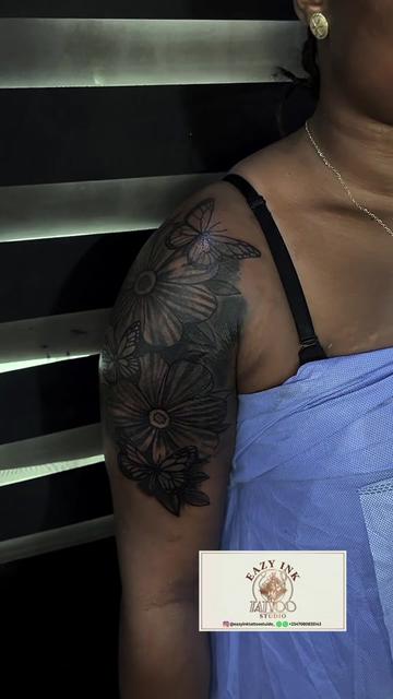 @Eazy Ink Tattoo Studio