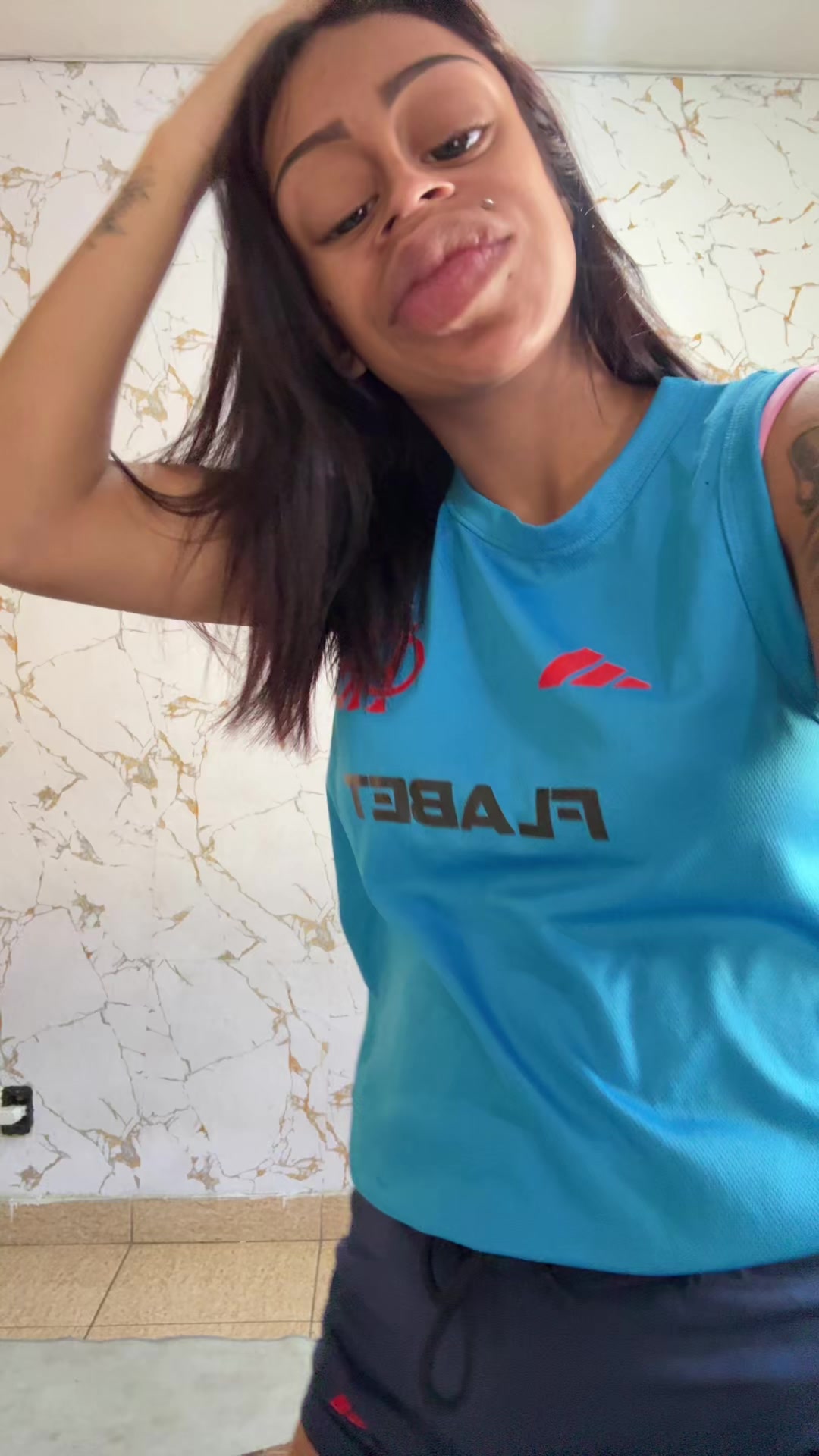 @claraaraujoo_001