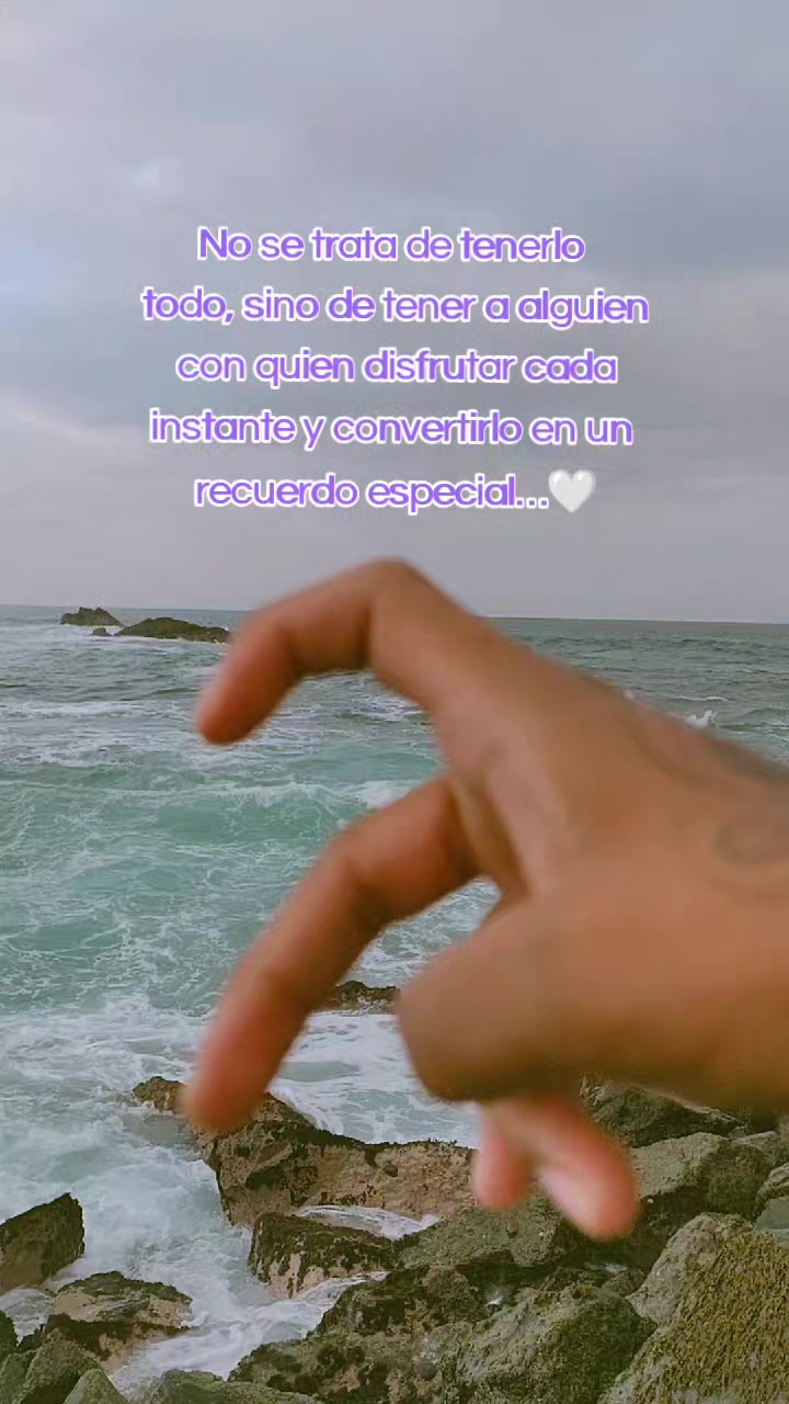 @LÏSÄŃDRÏTÄ GRÖŃË28√🥶‼️💙📿