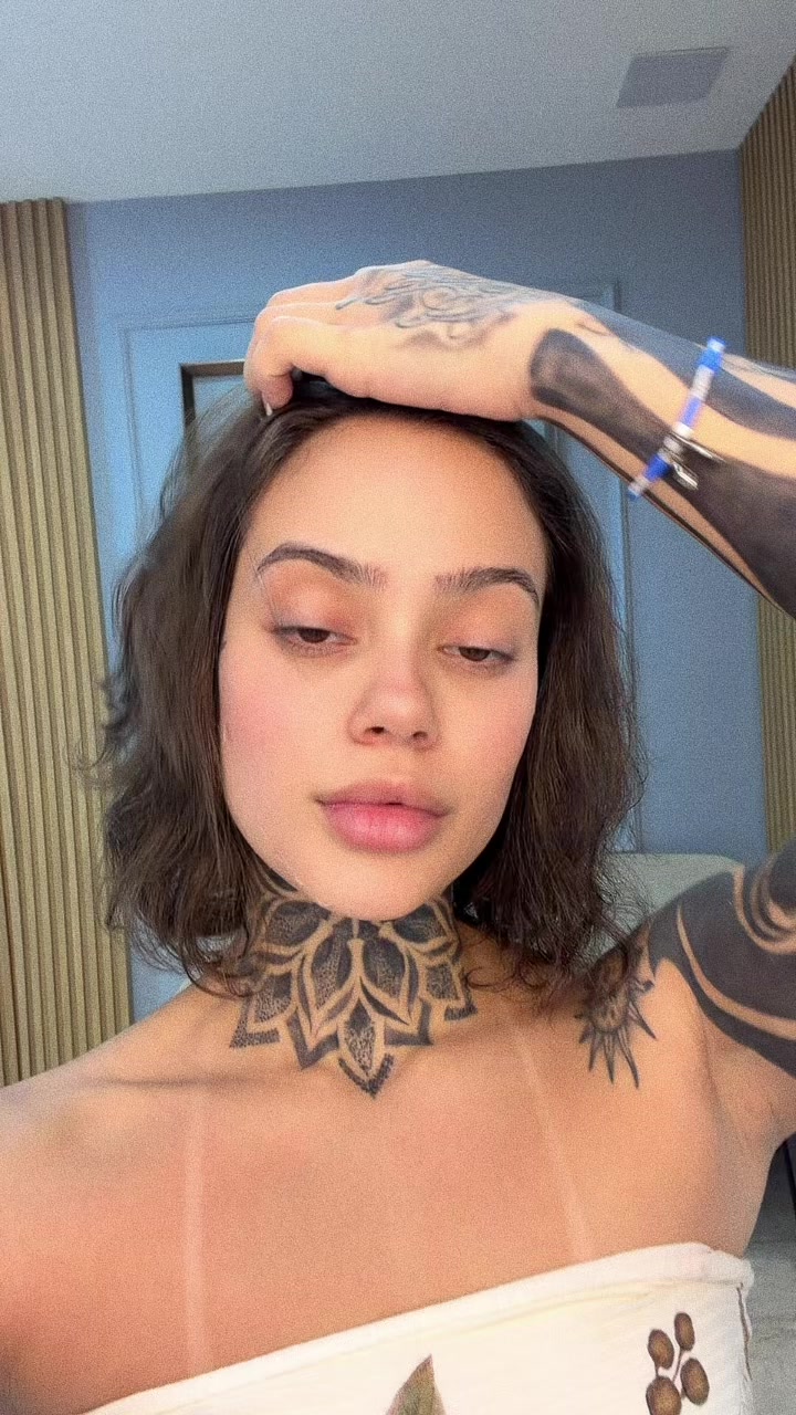@Isabella
