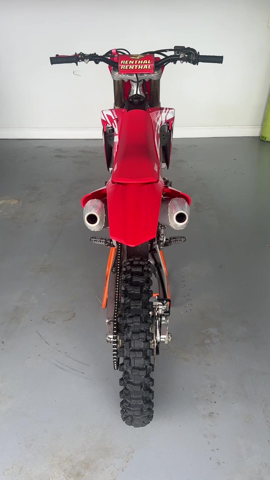 @250r_Luca