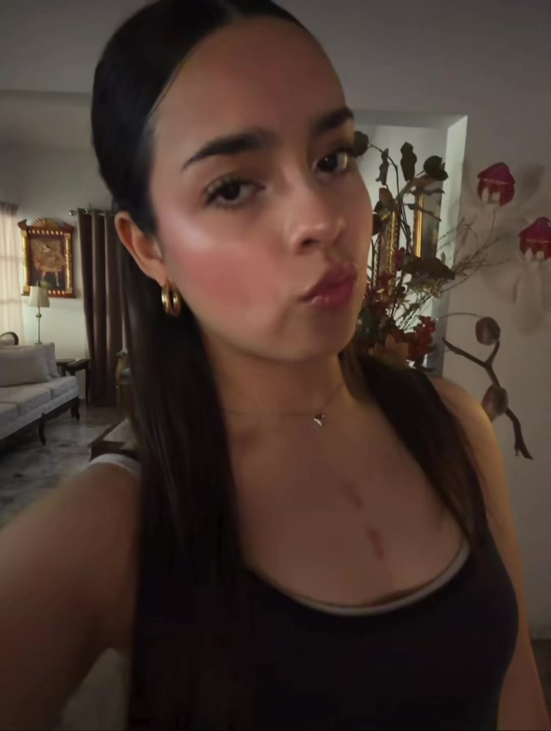 @Kikiii