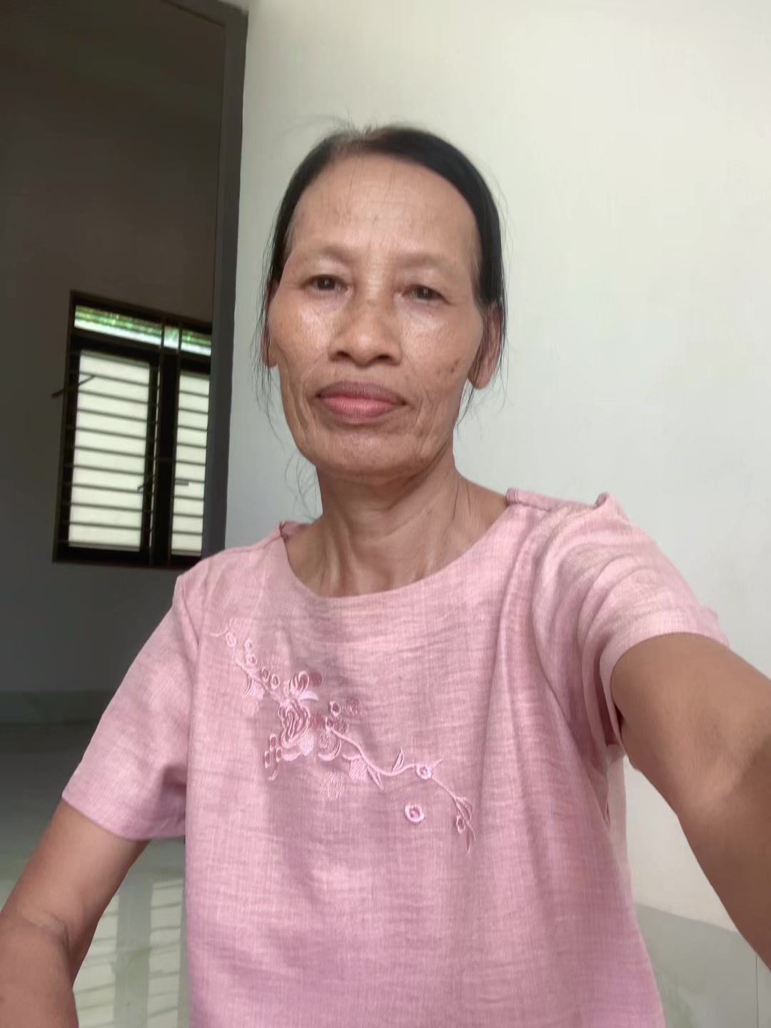 @Cụ b&agrave; phong c&aacute;ch