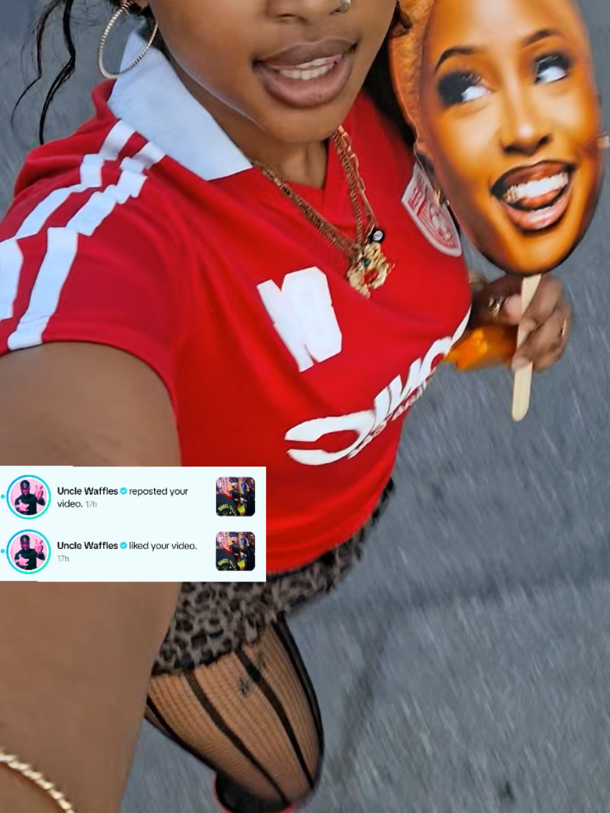 @👑