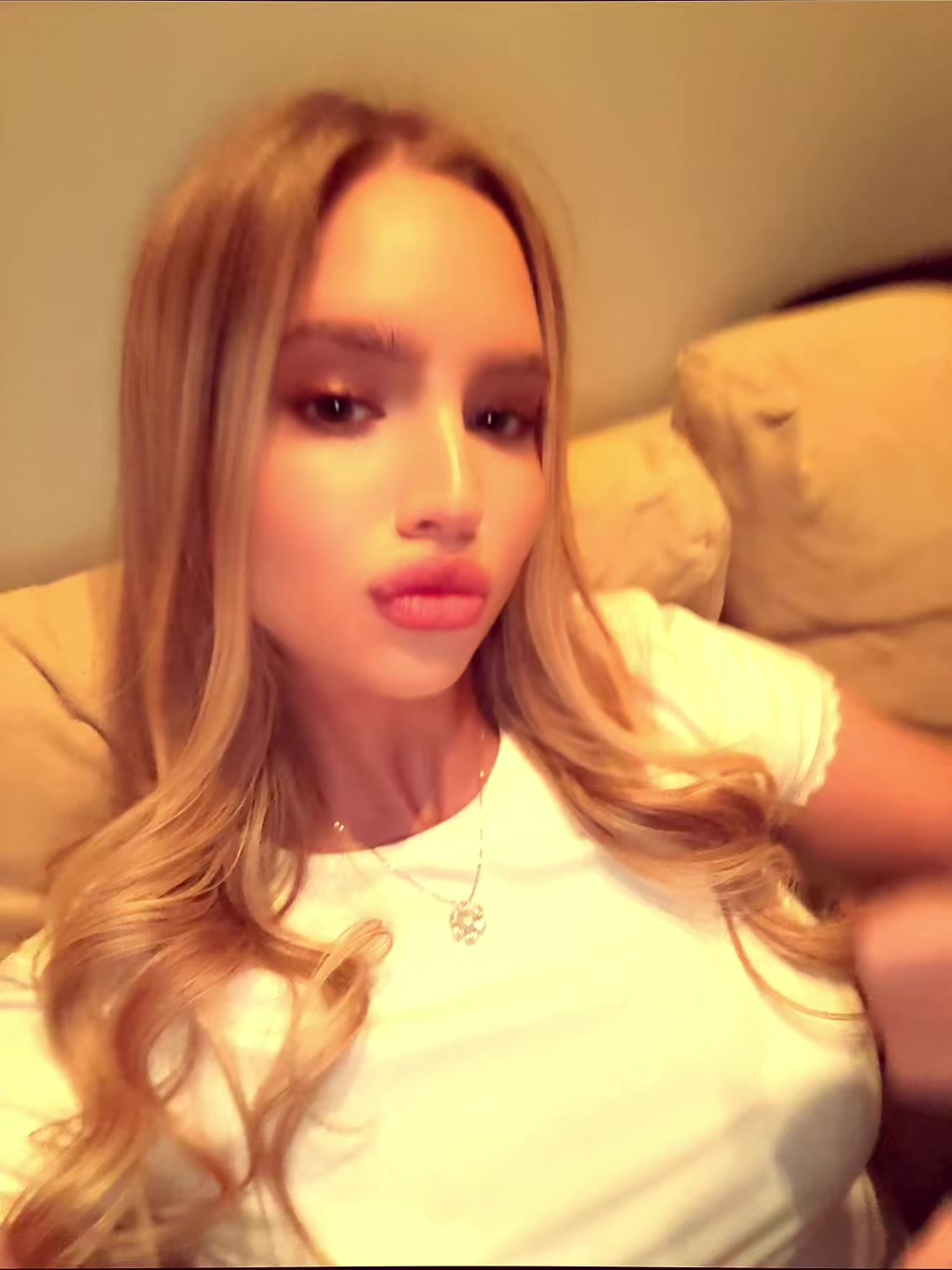 @frutkate01