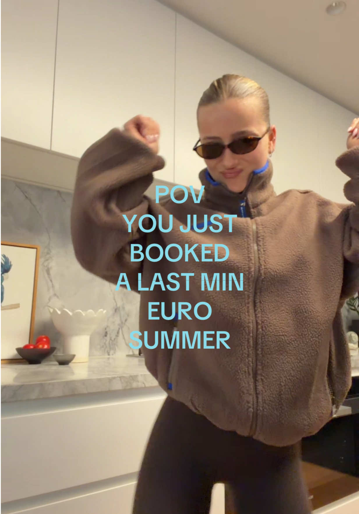 @Ava Francis