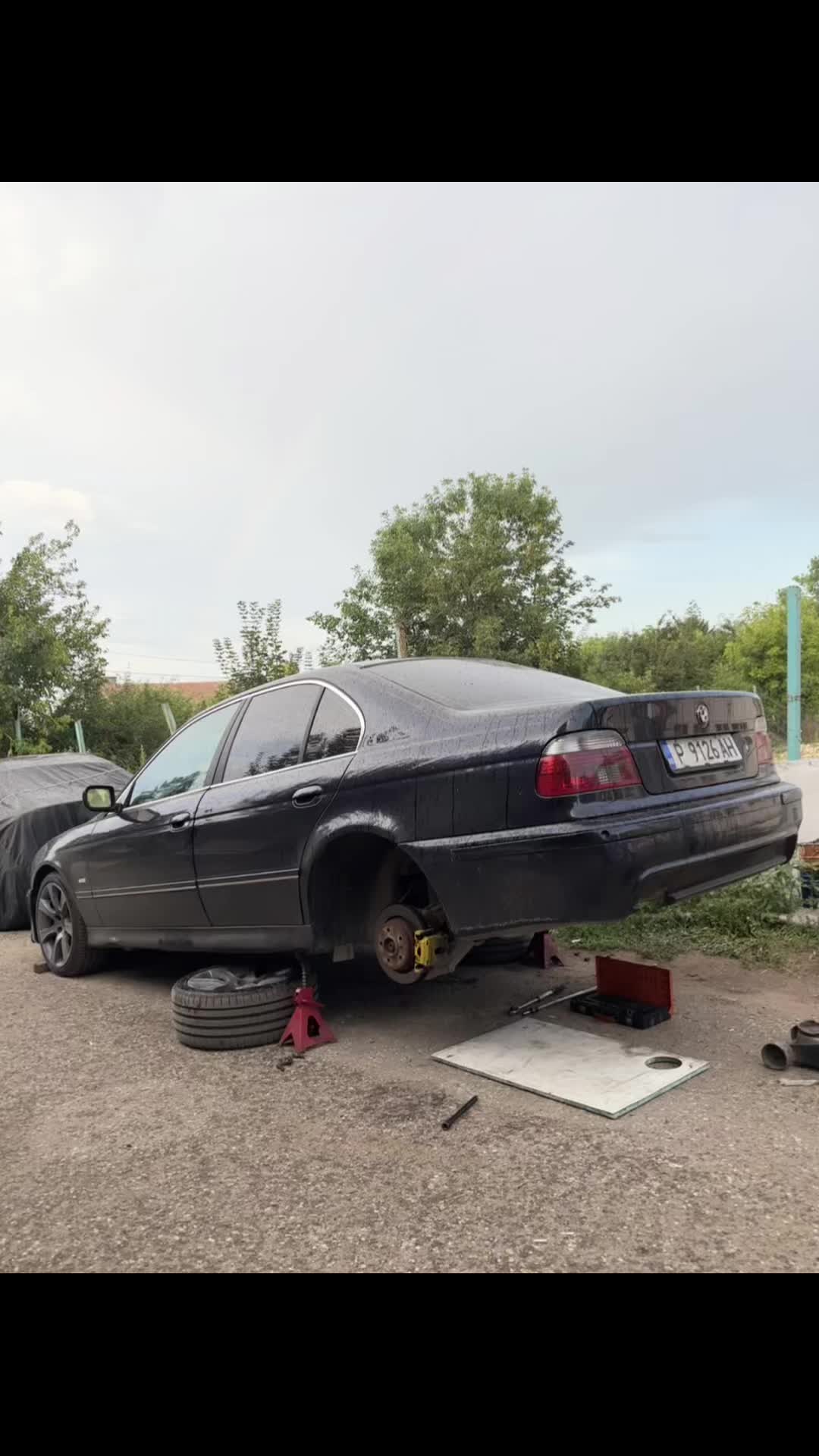 @n.mollov.e39