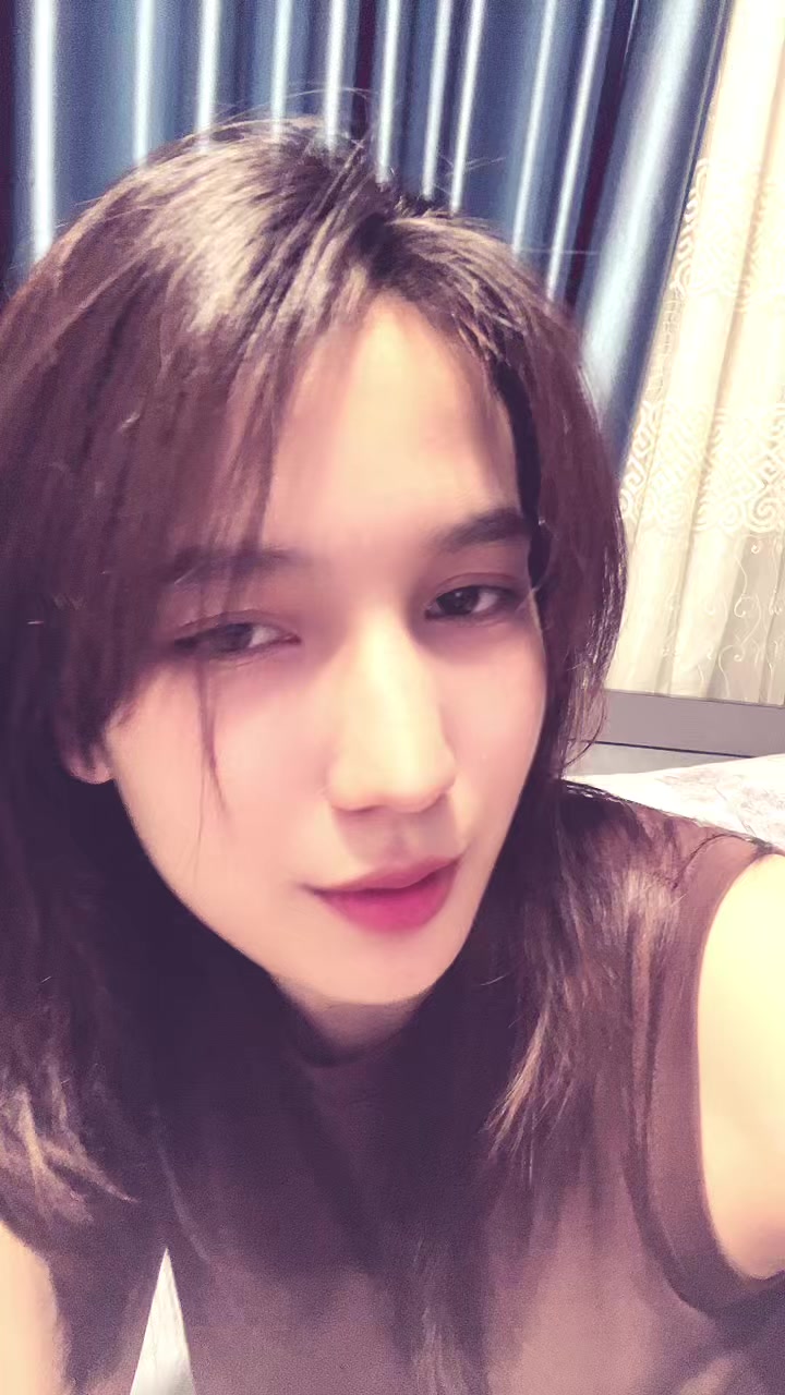 @komoww