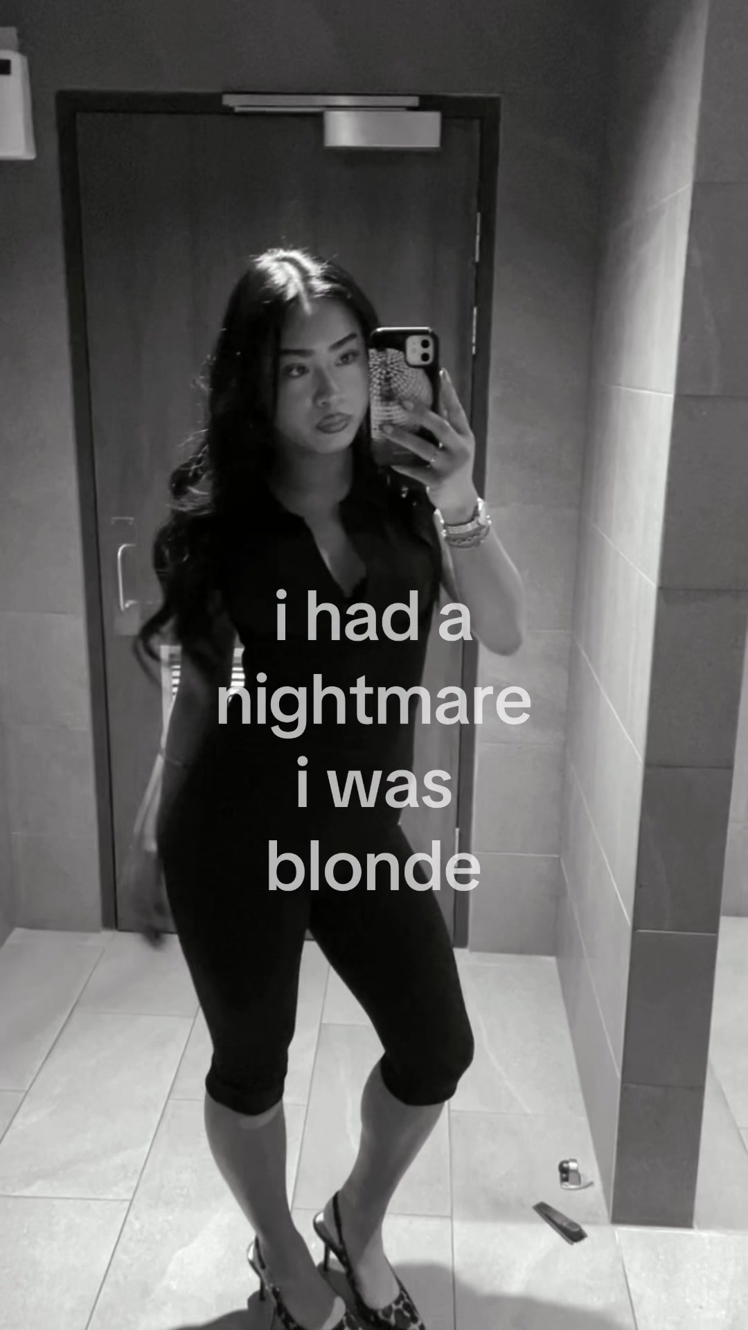 @TH💋NIA