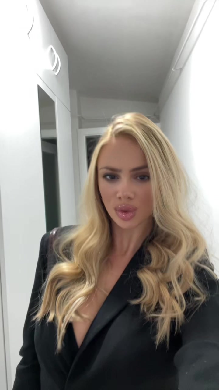 @Kekenj Melanija