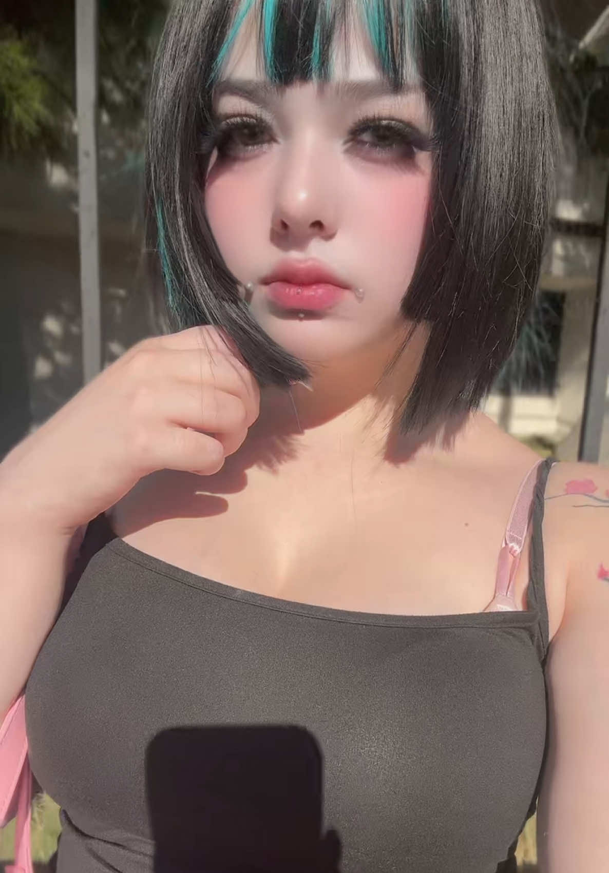 @☣️Suzie Rain☣️