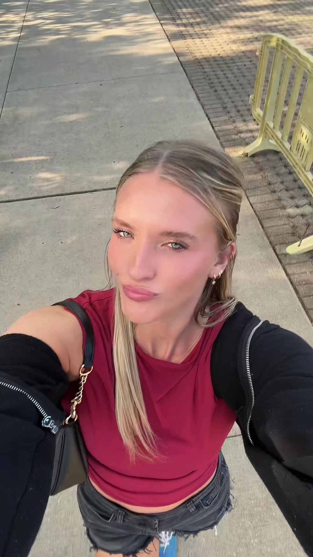 @joriii🩷🦋🌷💎🤍✝️🩵