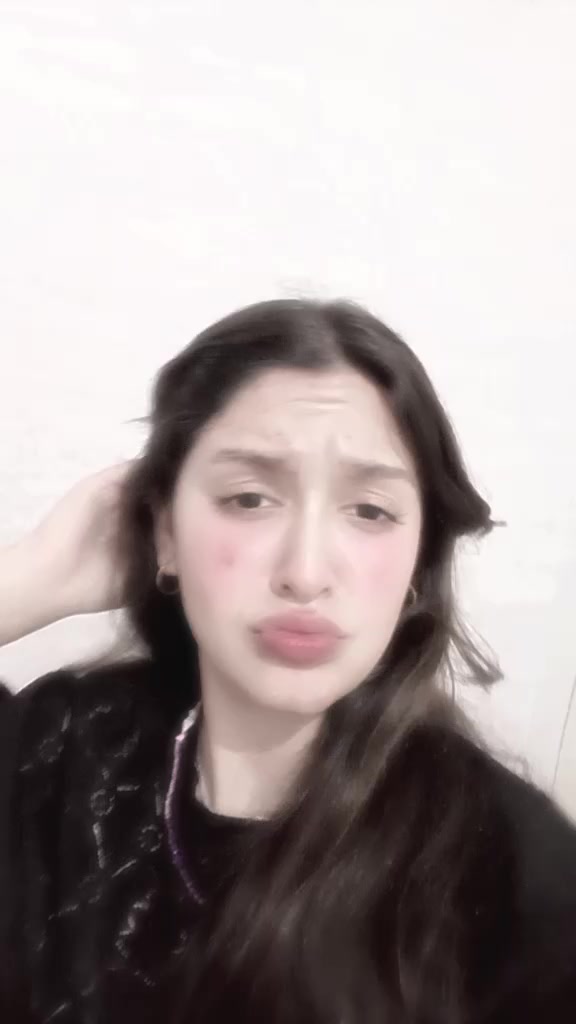 @negarkhalili8