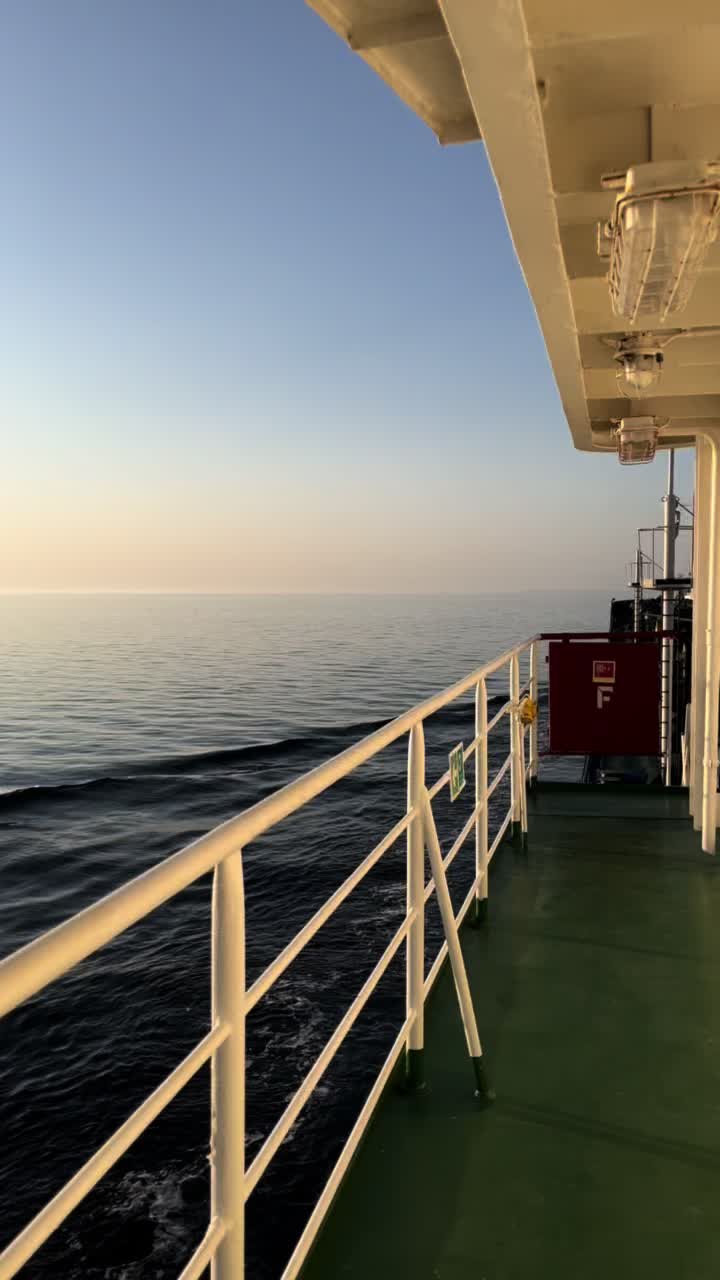 @𝓘𝓻𝓪𝓭𝓪⚓️