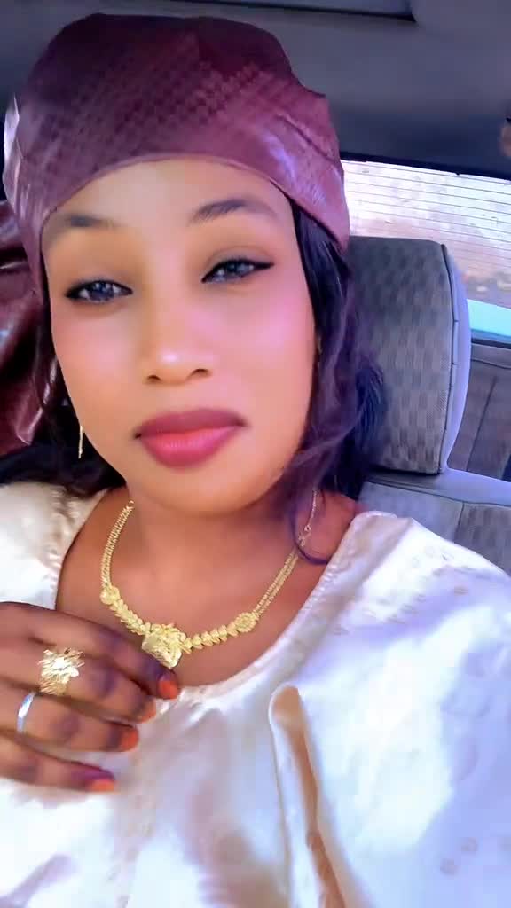@halima_ba