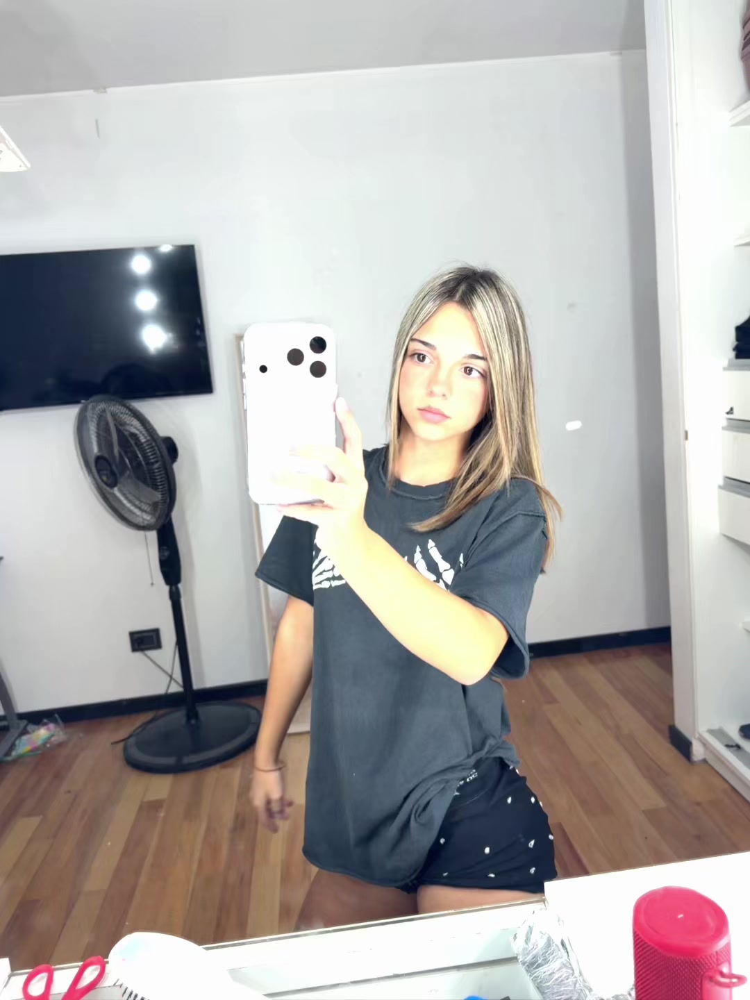 @lamaindetuhombre😘